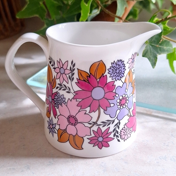 SALE!! ELIZABETHAN ENGLAND "Portobello" 60's Cream & Sugar china set - Picture 6 of 9